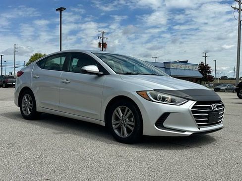 Used 2017 Hyundai Elantra SE FWD image 12