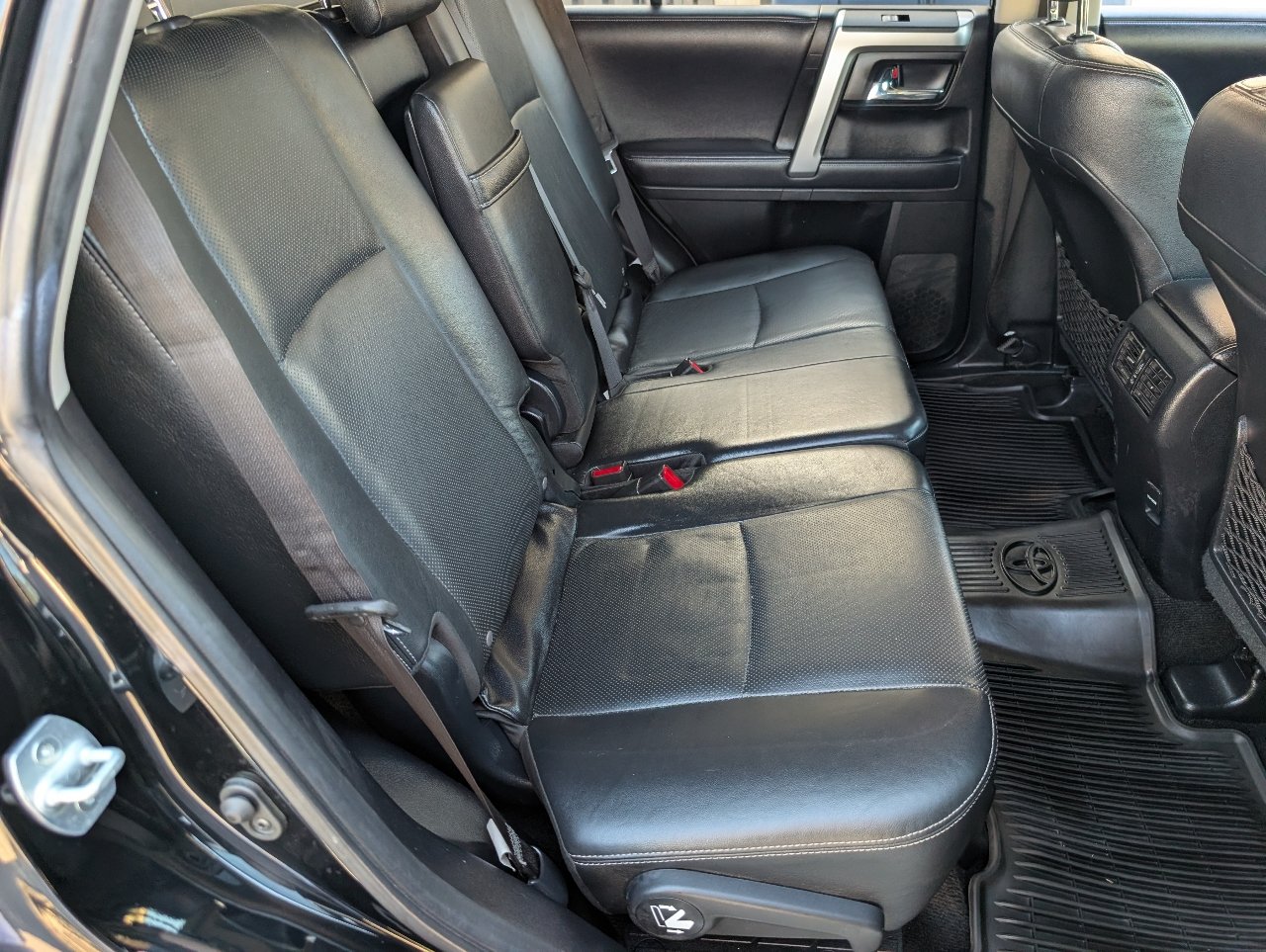 Used 2019 Toyota 4Runner Limited AWD/4WD image 5