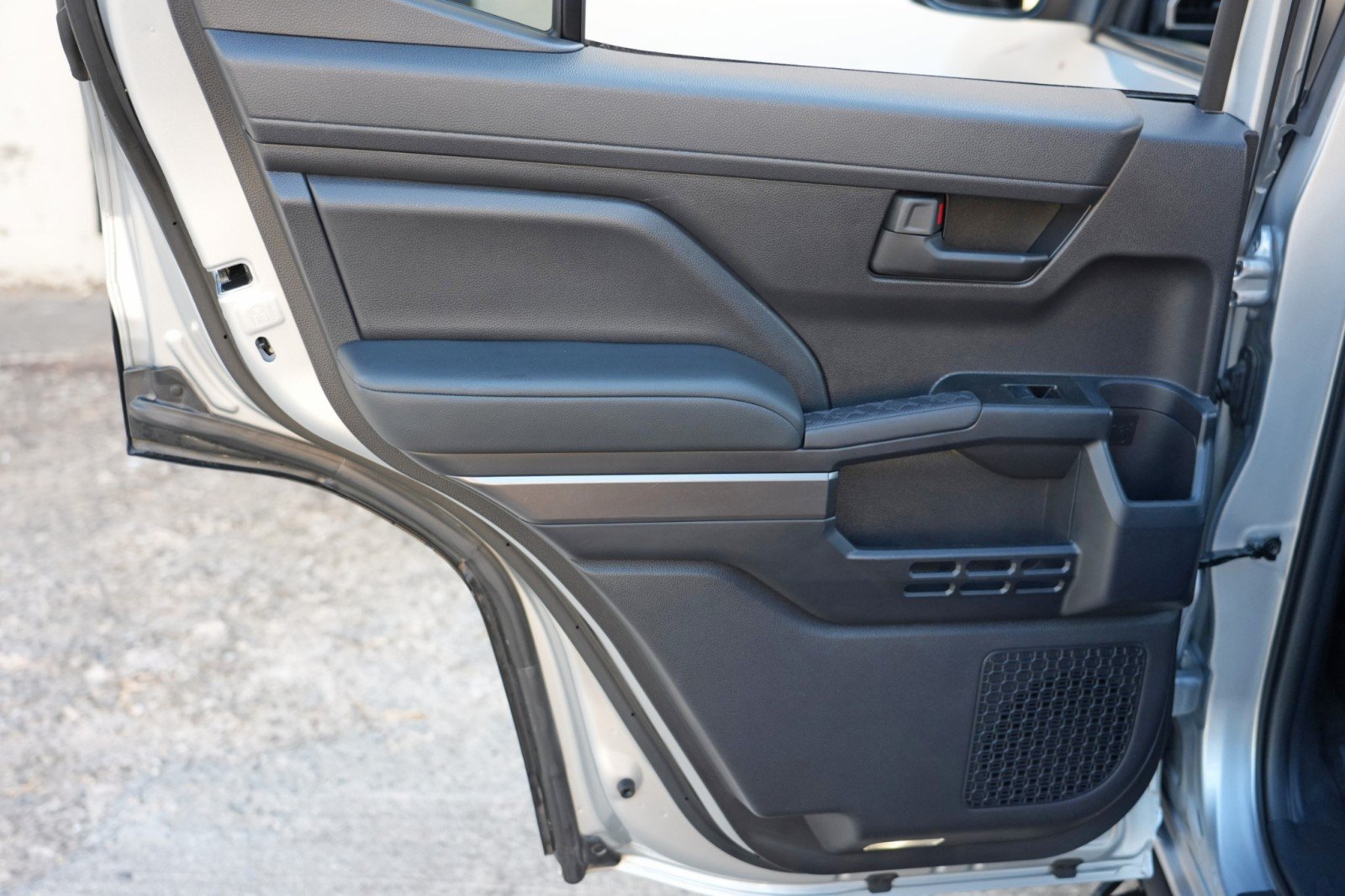 Used 2025 Toyota 4Runner SR5 RWD image 42