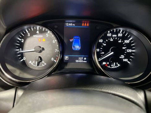 Used 2021 Nissan Rogue Sport S image 9