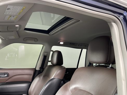 Used 2022 INFINITI QX80 Premium Select w/ Cargo Package AWD/4WD image 17