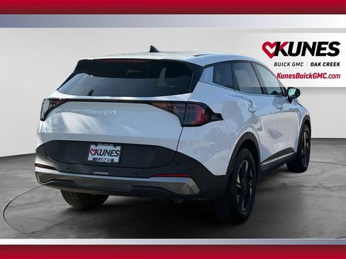 Used 2026 Kia Sportage LX FWD image 10