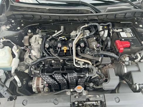 Used 2024 Nissan Altima 2.5 SV image 44