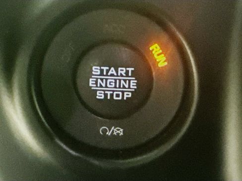 Used 2021 Jeep Wrangler Unlimited Sport AWD/4WD image 18