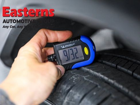 Used 2022 Lexus RX 450h AWD w/ Premium Package image 28