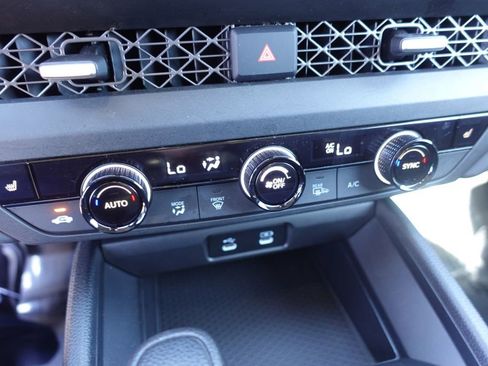 Used 2023 Honda Accord EX image 18