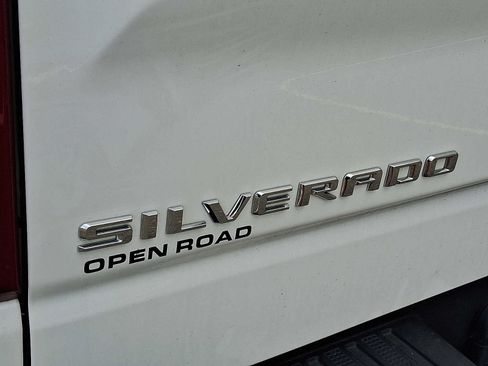Used 2023 Chevrolet Silverado 1500 Custom AWD/4WD image 29