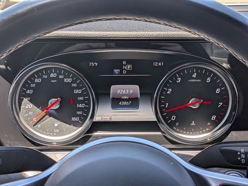 Used 2019 Mercedes-Benz E 300 4MATIC image 18