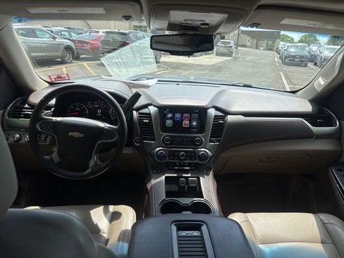 Used 2017 Chevrolet Suburban LT AWD/4WD image 10