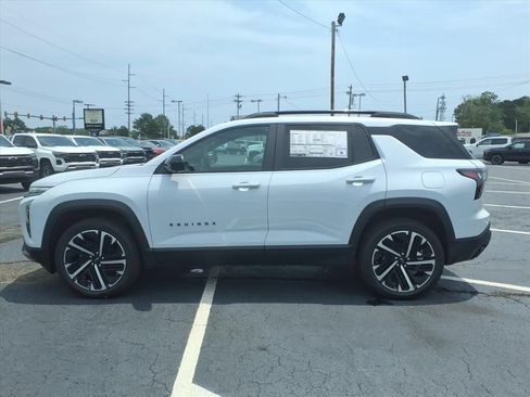 New 2027 Chevrolet Equinox RS w/ Safety and Technology Package FWD image 6