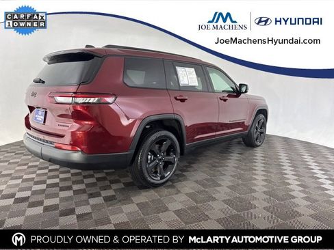 Used 2025 Jeep Grand Cherokee L Limited w/ Black Appearance Package image 7