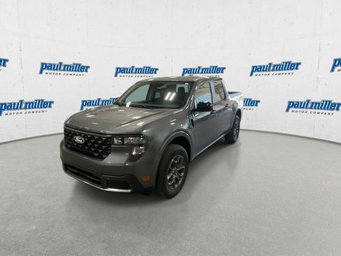 Certified 2025 Ford Maverick XLT w/ XLT Luxury Package AWD/4WD image 4
