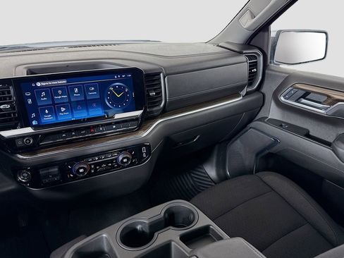 Used 2025 Chevrolet Silverado 1500 LT image 22