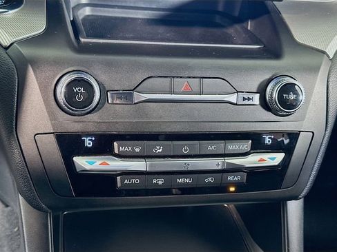 Certified 2020 Ford Explorer XLT w/ Equipment Group 202A image 23