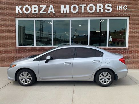 Used 2012 Honda Civic LX image 1
