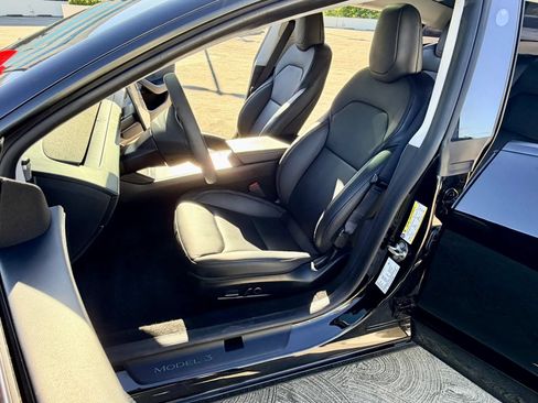 Used 2024 Tesla Model 3 Standard Range RWD image 32