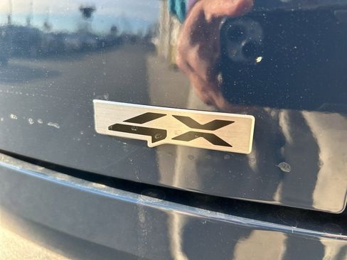 New 2027 Kia Telluride S image 8