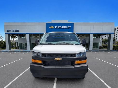 Used 2025 Chevrolet Express 2500 w/ Driver Convenience Package RWD image 3