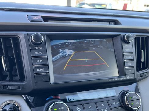 Used 2016 Toyota RAV4 XLE image 19