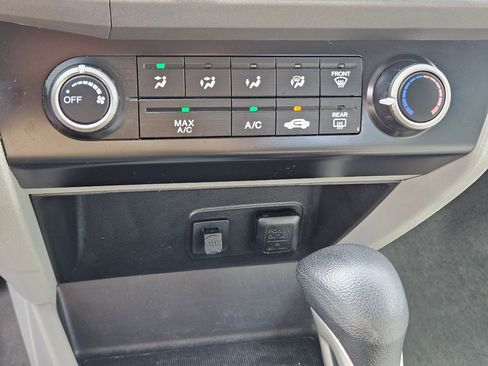 Used 2012 Honda Civic Natural Gas image 23