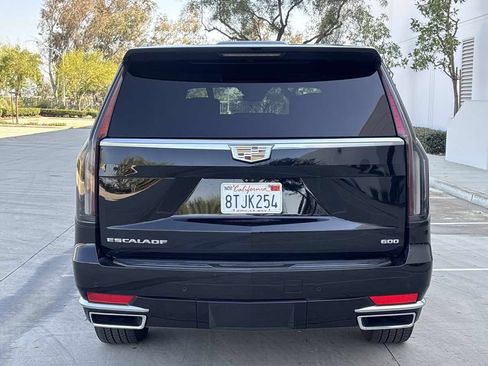 Used 2021 Cadillac Escalade ESV Premium Luxury w/ Driver Assist Tech Package RWD image 4
