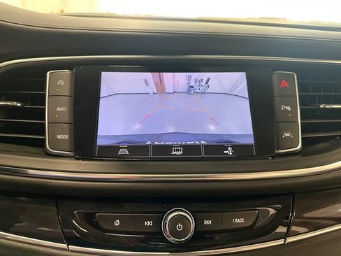Used 2024 Buick Enclave Essence w/ Experience Buick Package AWD/4WD image 18