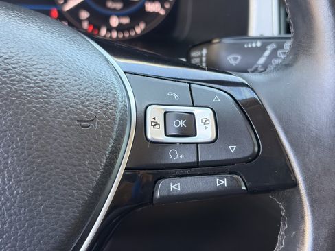 Used 2018 Volkswagen Atlas SEL Premium AWD/4WD image 25