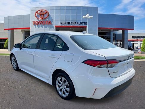 Used 2024 Toyota Corolla LE image 7