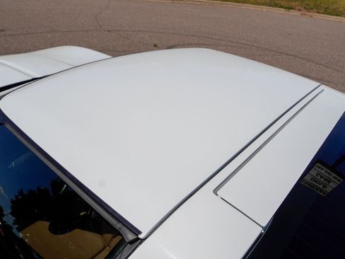 Used 1993 Chevrolet Corvette Coupe RWD image 23