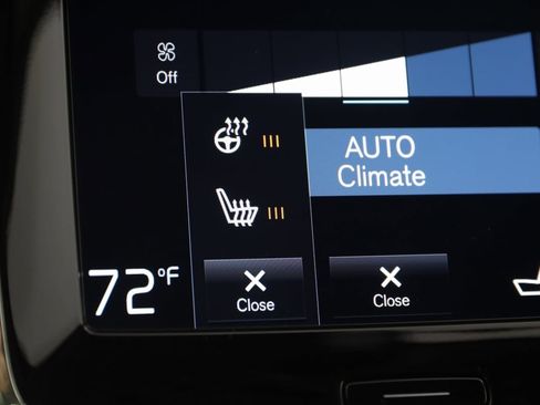 Used 2020 Volvo XC90 T6 Momentum w/ Protection Package Premier image 8