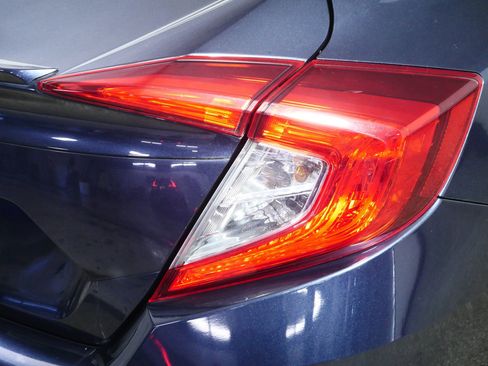 Used 2017 Honda Civic EX-L image 17