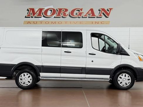 Used 2018 Ford Transit 250 130 Low Roof w/ Exterior Upgrade Package RWD image 2