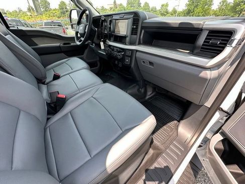 New 2026 Ford F550 4x4 Regular Cab Super Duty image 19