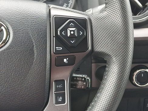 Used 2023 Toyota Tacoma TRD Off-Road image 20