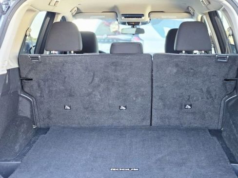 Certified 2023 Nissan Rogue SV image 30