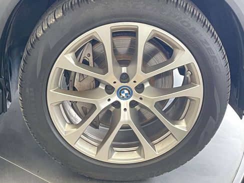 Used 2022 BMW X5 xDrive45e w/ Luxury Seating Package AWD/4WD image 14