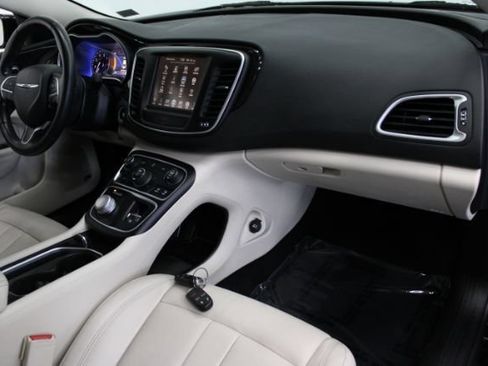Used 2015 Chrysler 200 C w/ Navigation & Sound Group I FWD image 22