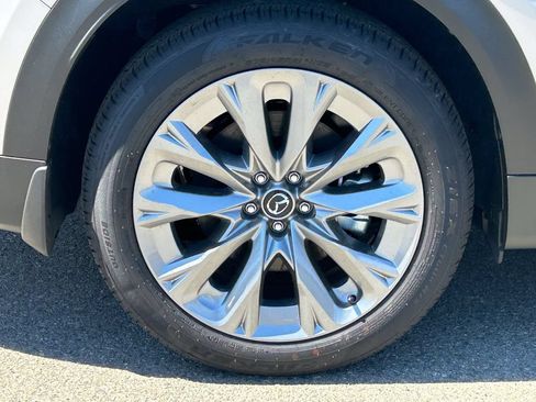 New 2026 MAZDA CX-90 Plug-In Hybrid w/ Preferred AWD/4WD image 9