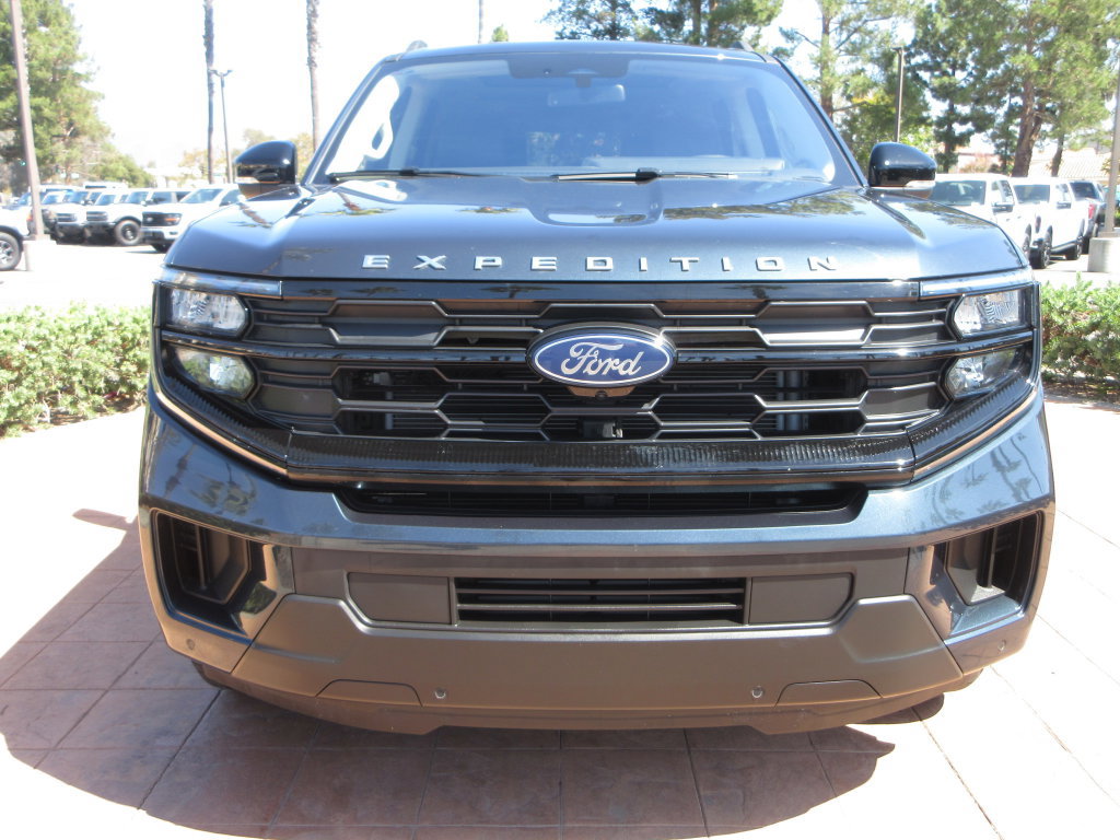 Certified 2025 Ford Expedition Max Active RWD image 8