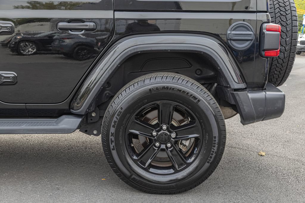 Used 2020 Jeep Wrangler Unlimited Sahara AWD/4WD image 14