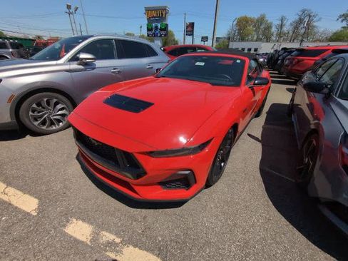 Certified 2024 Ford Mustang GT Premium image 3