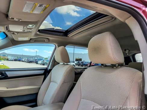 Used 2018 Subaru Outback 2.5i Premium AWD/4WD image 10