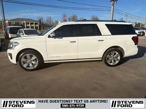 Used 2023 Ford Expedition Max Platinum AWD/4WD image 8