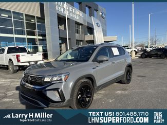 Used 2023 Volkswagen Taos SE w/ Panoramic Sunroof Package video 1