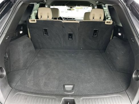 Used 2017 Cadillac XT5 FWD image 22