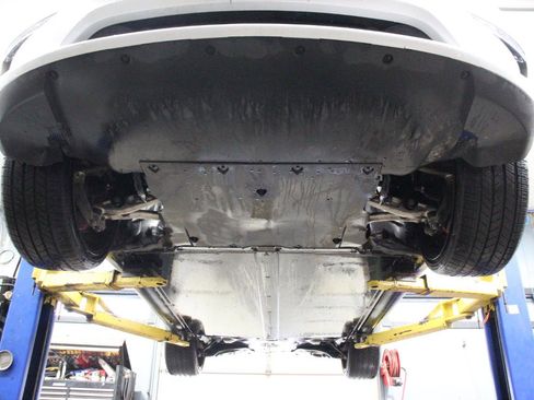 Used 2020 Tesla Model Y Performance image 96