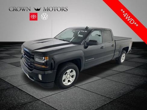 Used 2018 Chevrolet Silverado 1500 LT w/ All Star Edition AWD/4WD image 3