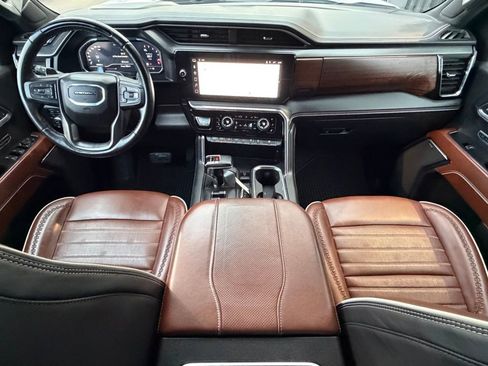 Used 2024 GMC Sierra 1500 Denali Ultimate image 10