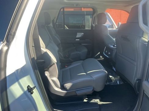 New 2025 Ford Expedition Max Active image 31