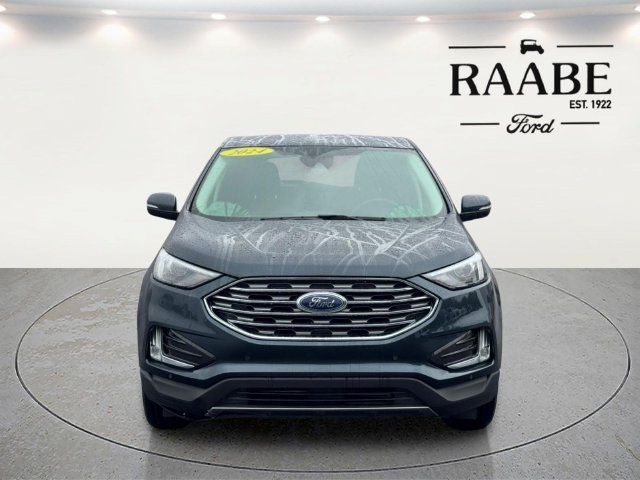 Used 2024 Ford Edge Titanium AWD/4WD image 2